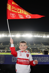 JUNIOR